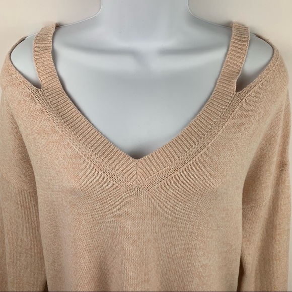 Loft Cold Shoulder Sweater Light Pink V Neck - Picture 12 of 12